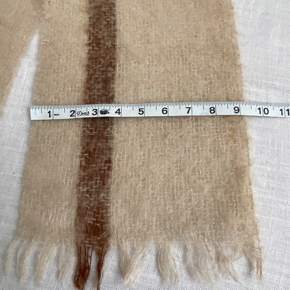 Highlands Made in Scotland Mohair Wool Hand Made Scarf 9”x70” NWOT - Picture 7 of 11